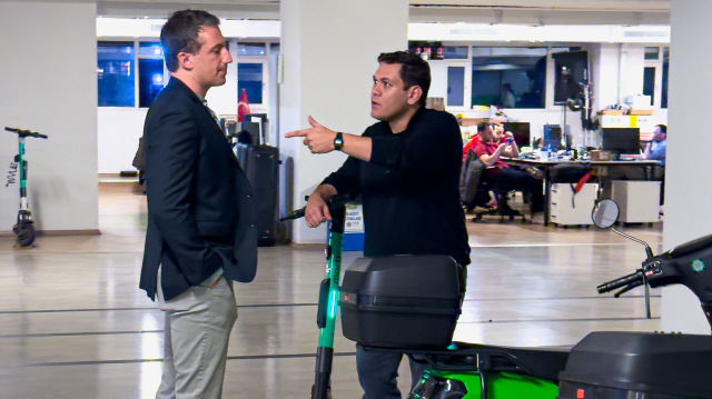 Oğuz Alper Öktem Elon Musk’ın avukatını ağırladı: Martı ve Tesla iş birliği mi yapacak?