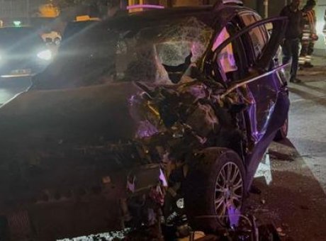 Bayrampaşa’da Feci Kaza: Yolcu Otobüsü ve Otomobil Çarpıştı, Yaralılar Var!