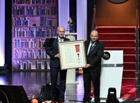 Bilim Dünyasında Gurur Gecesi: Prof. Dr. Barış Bayram’a Ödül!