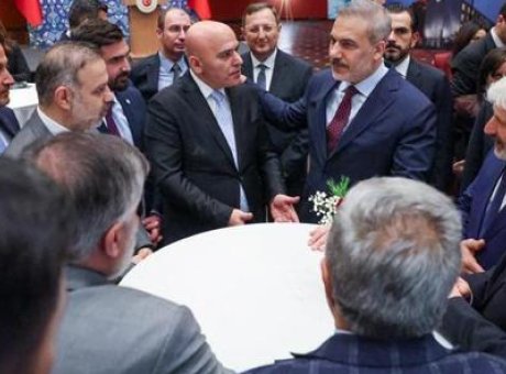 Hakan Fidan’dan Almanya’da Kritik Görüşmeler: Türk STK’larıyla Stratejik Buluşma