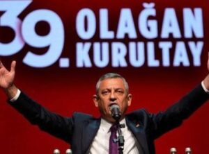 Özgür Özel, CHP Genel Başkanlığında Tarih Yazmaya Devam Ediyor!