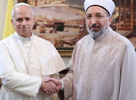 Papa 14. Leo Türkiye’de: Diyanet İşleri Başkanı ile Tarihi Görüşme