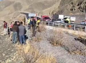 Van'da Korkunç Olay: Baraj Gölüne Yuvarlanan Araçta 3 Genç Hayatını Kaybetti