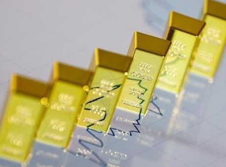 Altın Fiyatları Yükselişine Dört Aydır Devam Ediyor: Yatırımcılara Ne Anlatıyor?