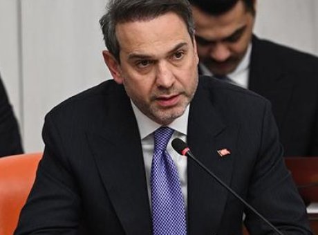 “Bakan Bayraktar’dan Nükleer Enerji Vurgusu: Türkiye’nin Geleceği İçin Hayati Öneme Sahip”