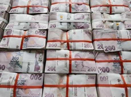 Bankacılıkta Alarm Zilleri Çalıyor: Mevduat Neden Bu Kadar Düşüyor?