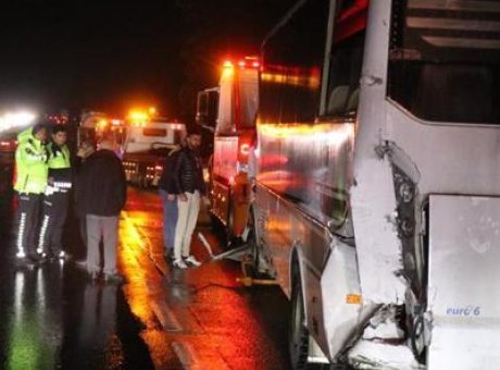 Bilecik’te Feci Zincirleme Kaza: 12 Yaralı, Trafik Durma Noktasına Geldi!