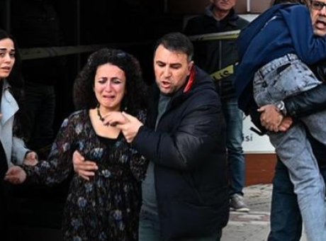 Boşanma Sürecinde Kanlı Dönüşüm: Kayınpeder Gelinini Yaraladı, Kız Kardeşi Hayatını Kaybetti