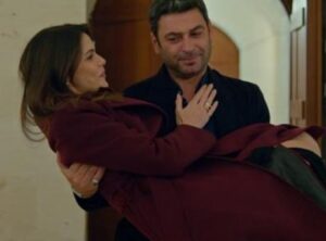 Cihan ve Alya'nın Sıcak Anları: Uzak Şehir'de Aşk Rüzgarları Esti!