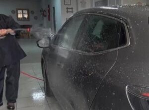 Erzurum’da Kadın Gücü: Oto Yıkamacılığında Devrim Yaratan Hülya Hanım