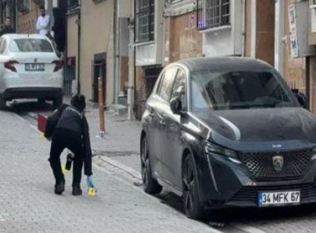 Esenyurt’ta Silahlı Saldırı: Motosikletli Şüpheliden Kaçış ve Yaralılar!