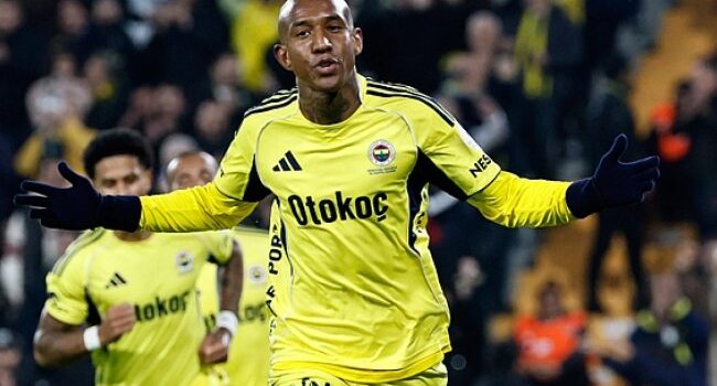 Fenerbahçe Tarih Yazdı: 4 Gollü Zafer ile Zirveye Yaklaşıyor