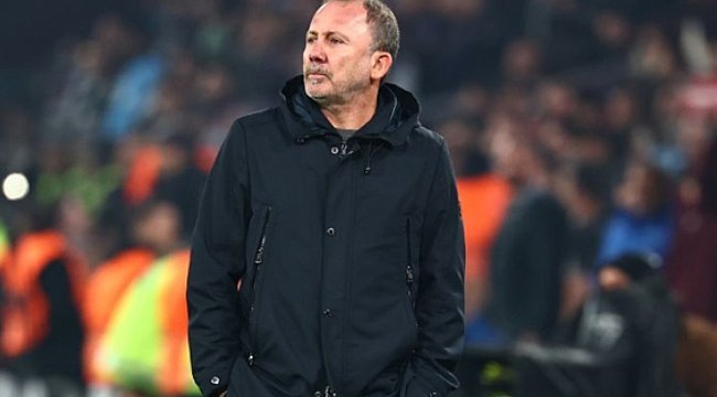 Sergen Yalçın’dan Çarpıcı Açıklama: “Bugün Futbol Değil, Tiyatro Vardı!”